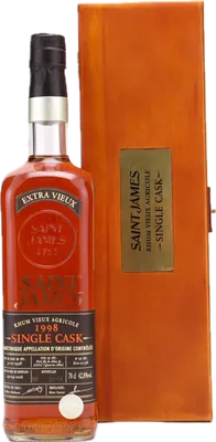 Bouteille de spiritueux : Single Cask de la marque Saint James