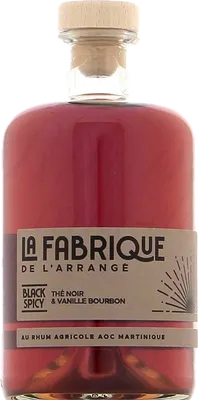 Bouteille de spiritueux : Black Spicy - Thé Noir & Vanille Bourbon de la marque La Fabrique de l’Arrangé