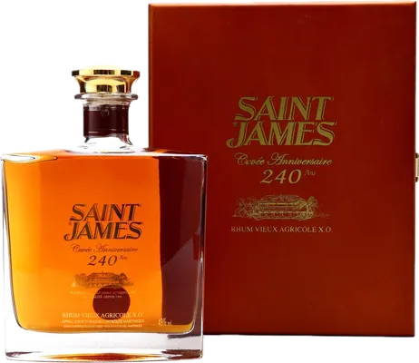 Bouteille de spiritueux : 240 ans Cuvée Anniversaire de la marque Saint James