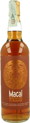 Bouteille de spiritueux : Macal de la marque Travellers