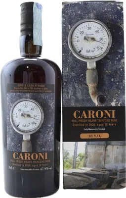 Bouteille de spiritueux : Heavy Trinidad Rum (Whisky Antique) de la marque Caroni