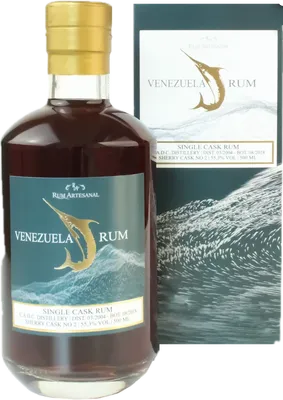 Bouteille de spiritueux : Venezuela Rum de la marque Rum Artesanal