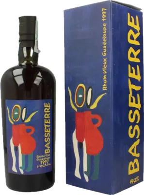 Bouteille de spiritueux : Basseterre de la marque Vélier
