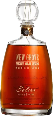Bouteille de spiritueux : Very Old Rum Solera Aged 25 Years de la marque New Grove