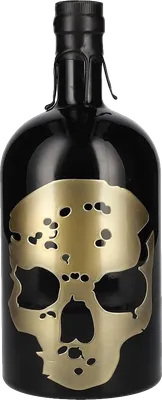 Bouteille de spiritueux : The Gold Skull de la marque Ghost Vodka