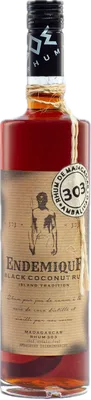 Bouteille de spiritueux : Black Coconut Rum de la marque 303 Rhum