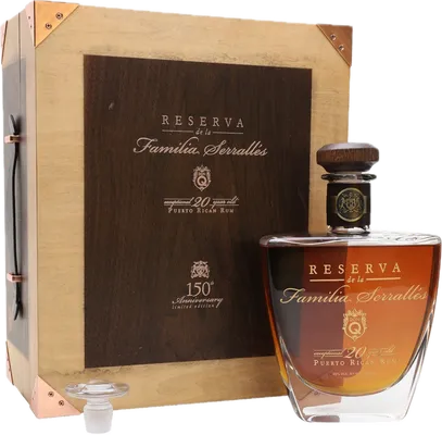 Bouteille de spiritueux : Reserva de la Familia Serralles 150 Anniversary de la marque Don Q