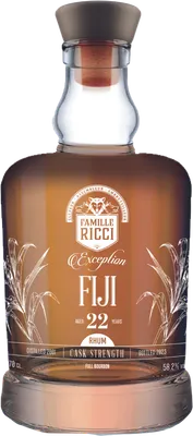 Bouteille de spiritueux : Exception Fiji 22 ans de la marque Famille Ricci