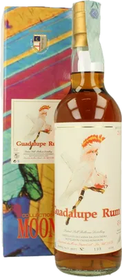 Bouteille de spiritueux : Guadeloupe Rum de la marque Moon Import