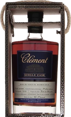 Bouteille de spiritueux : Single Cask Moka Intense de la marque Clément