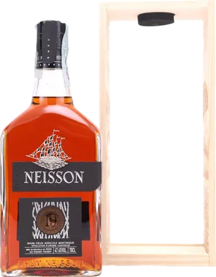 Bouteille de spiritueux : 19 ans de la marque Neisson